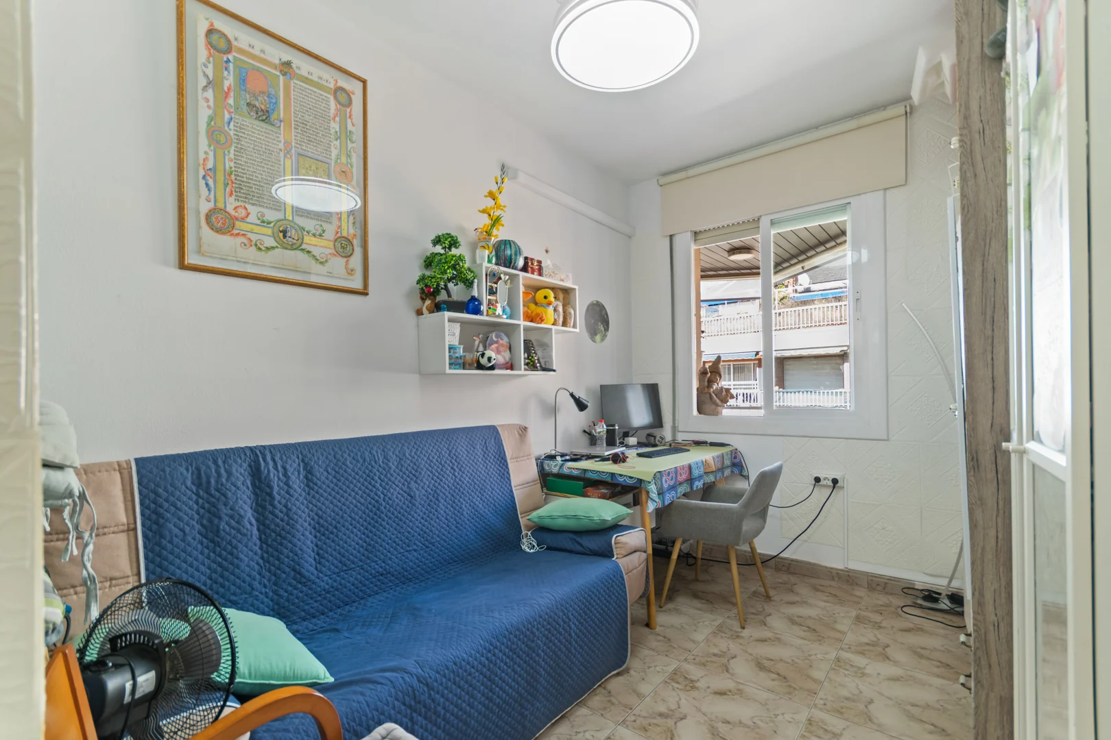 Fourth bedroom used as a work and sitting room